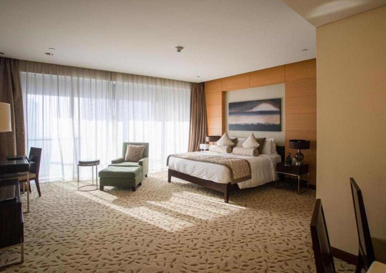 Address Dubai Mall Apartments By Qstay Екстер'єр фото