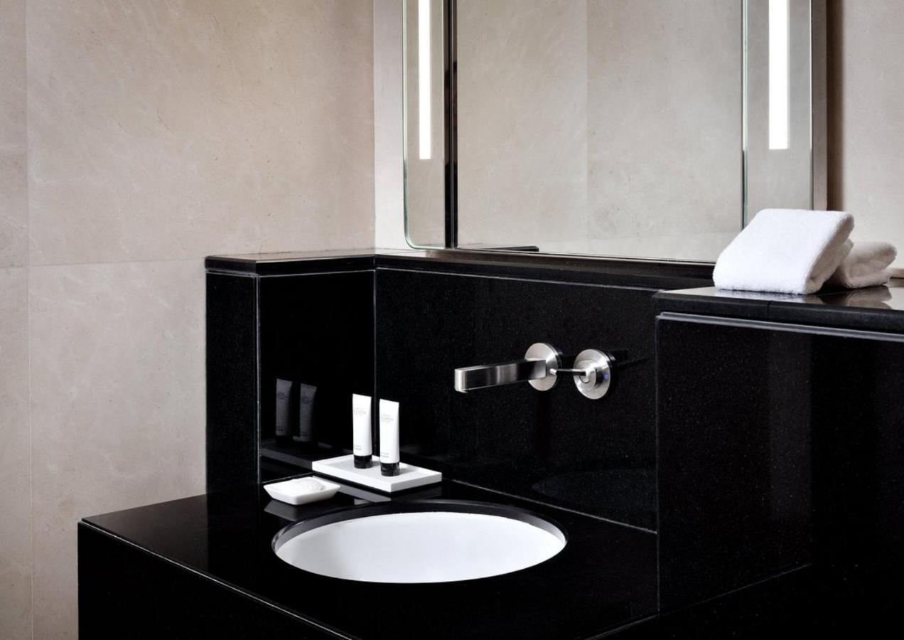 Address Dubai Mall Apartments By Qstay Екстер'єр фото